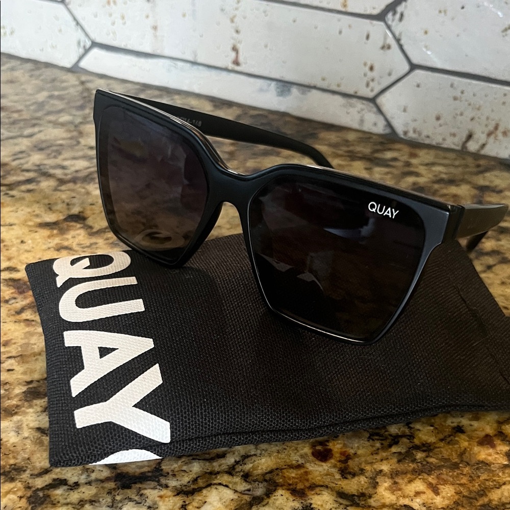 Quay Australia Level Up Black Polarized Sunglasses